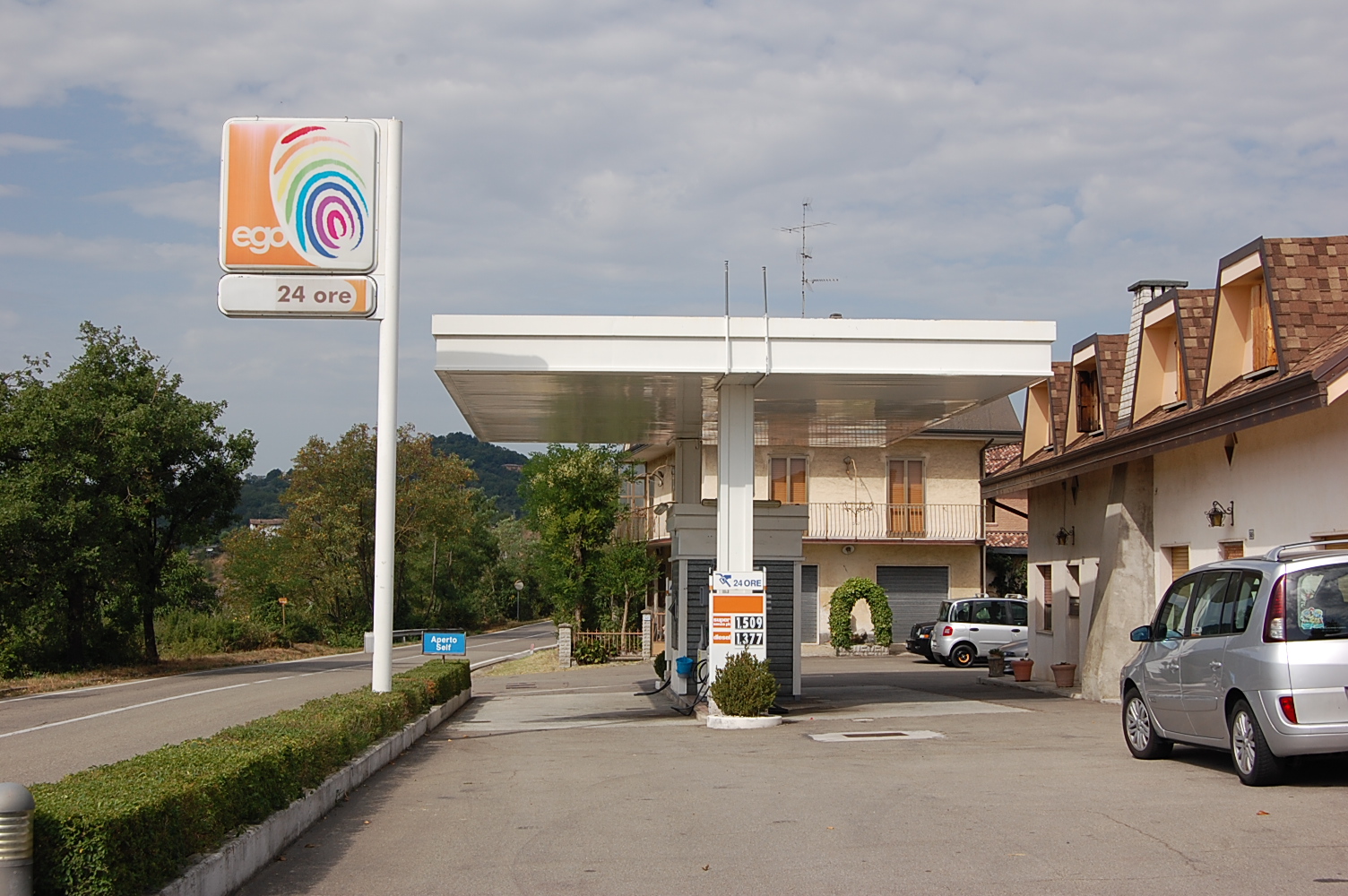 Stazione di Servizio.